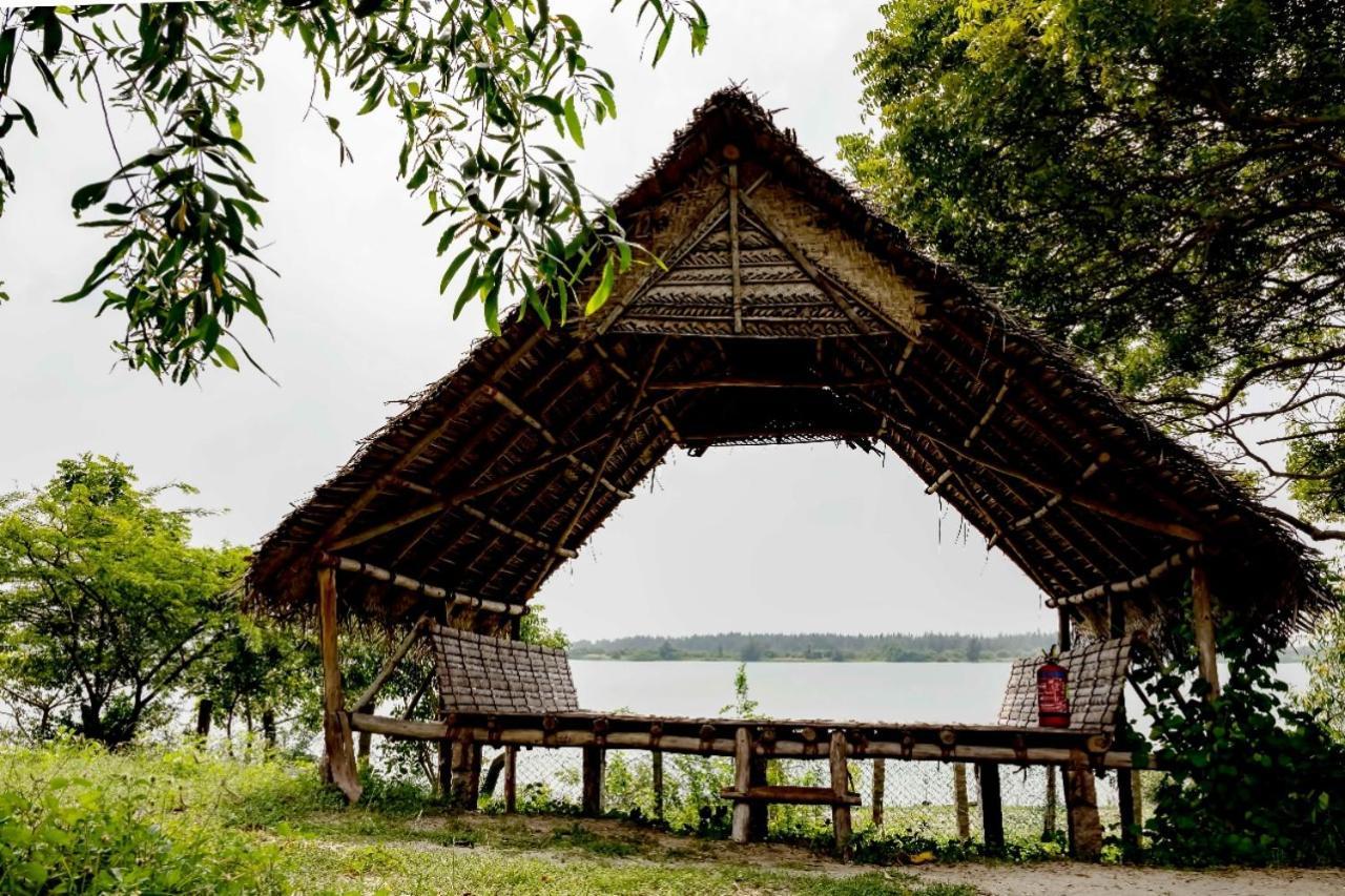 The Alampara Resort - Luxury Boutique Glamping & Water Sports Cheyūr Buitenkant foto